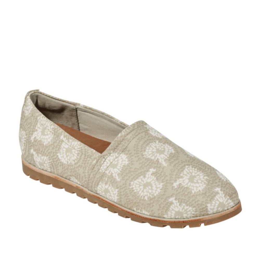 NWOB L.L. Bean Lakewashed Canvas Slip-Ons